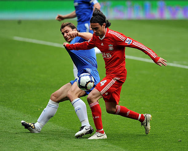 争激烈的联 争激烈的联